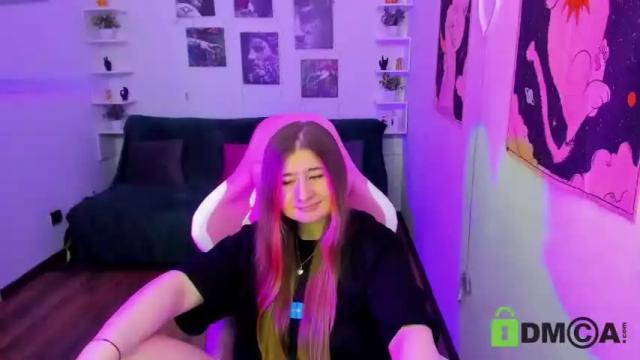 Image 2 of free_apple Stream on Chaturbate on 14 months ago