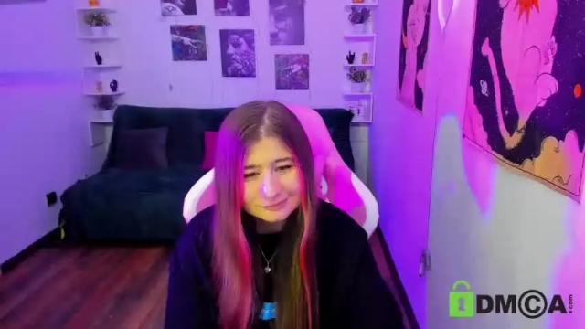 Image 7 of free_apple Stream on Chaturbate on 14 months ago