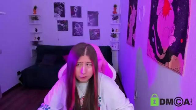 Image 10 of free_apple Stream on Chaturbate on 14 months ago