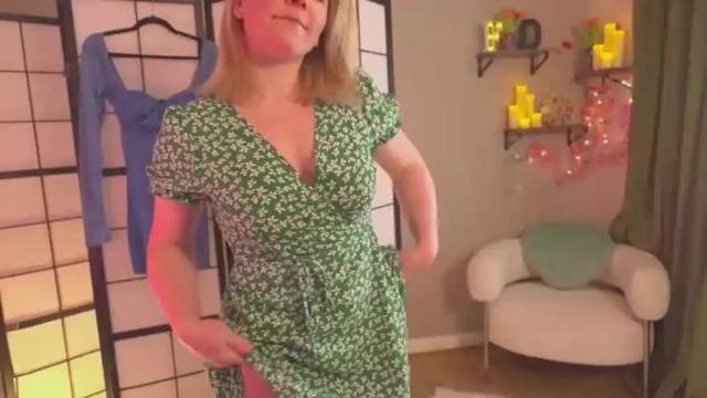 Image 4 of french_devotion Stream on Chaturbate on 13 months ago