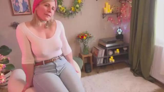 Image 10 of french_devotion Stream on Chaturbate on 13 months ago