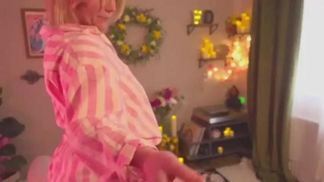 Image 11 of french_devotion Stream on Chaturbate on 12 months ago