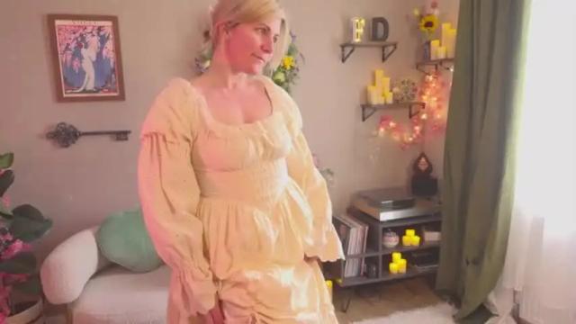 Image 3 of french_devotion Stream on Chaturbate on 12 months ago