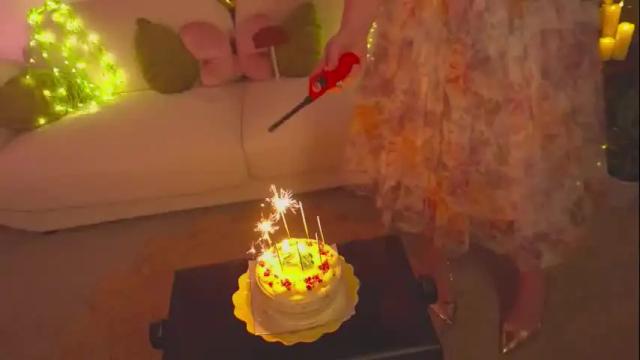 Image 11 of french_devotion Stream on Chaturbate on 17 days ago