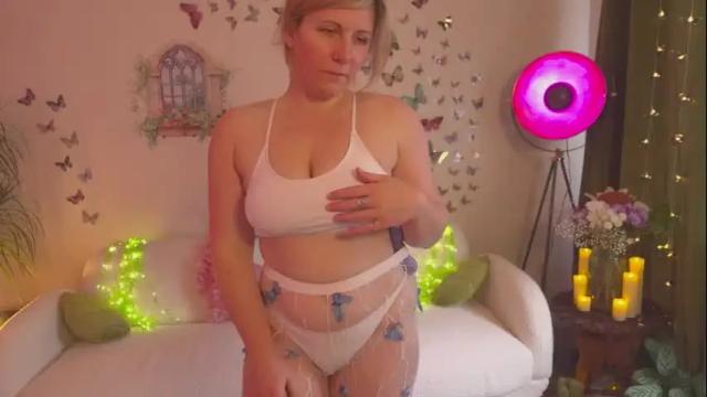 Image 6 of french_devotion Stream on Chaturbate on 4 months ago