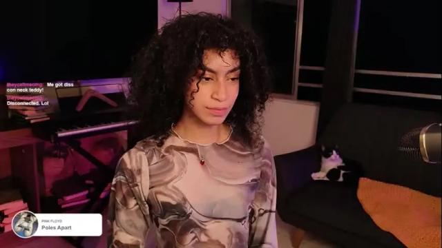 Image 11 of fresatanica Stream on Chaturbate on 1 month ago