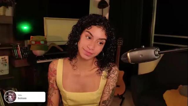 Image 12 of fresatanica Stream on Chaturbate on 1 month ago