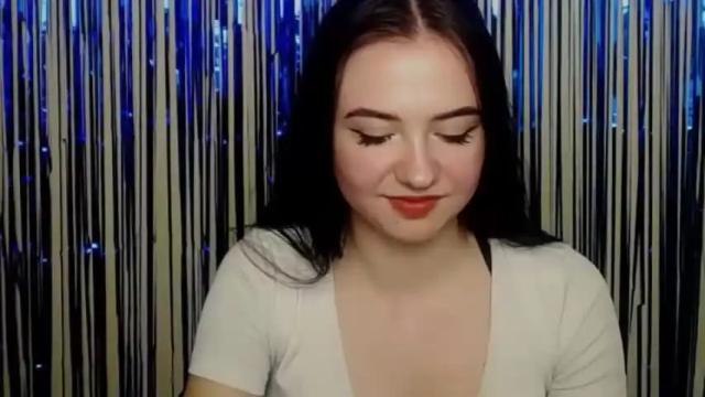 Image 10 of fresh_girl2 Stream on Chaturbate on 14 months ago