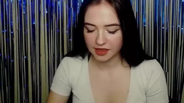 Image 8 of fresh_girl2 Stream on Chaturbate on 14 months ago