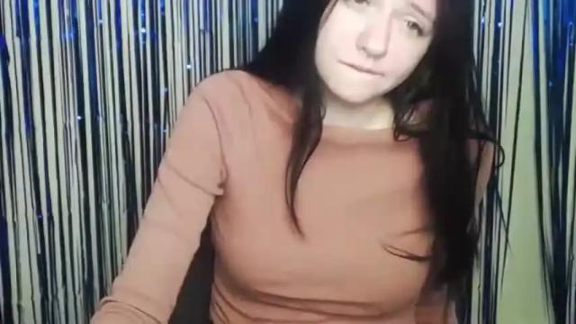 Image 8 of fresh_girl2 Stream on Chaturbate on 14 months ago