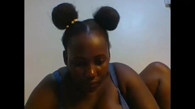 Image 3 of fresh_pussi Stream on Chaturbate on 20 months ago
