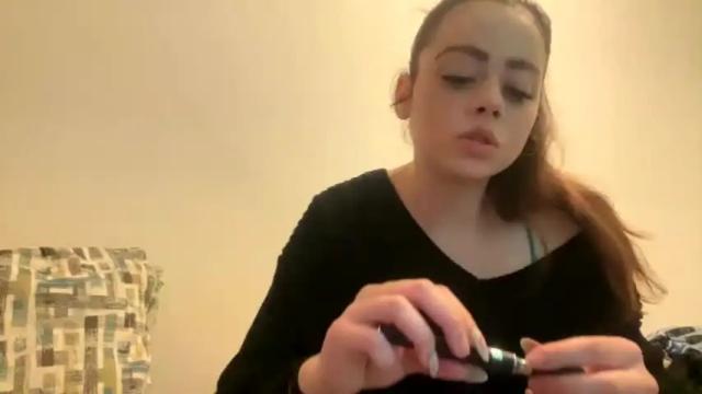 Image 12 of freshfaceddbrat Stream on Chaturbate on 14 months ago