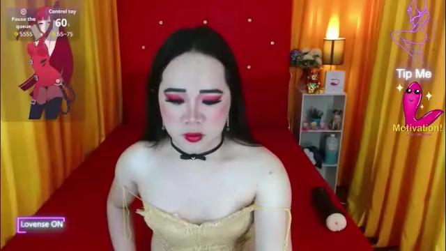 Image 2 of freshtsbigcum Stream on Chaturbate on 4 days ago