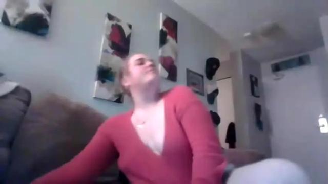 Image 12 of freshwaternewf Stream on Chaturbate on 26 months ago