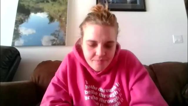 Image 3 of freshwaternewf Stream on Chaturbate on 15 days ago