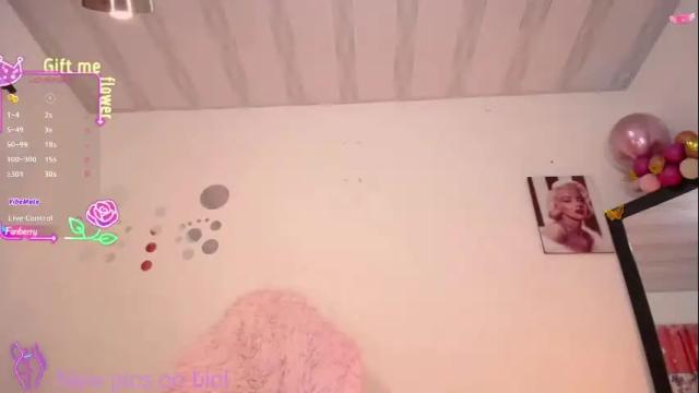Image 8 of fresita44 Stream on Chaturbate on 1 day ago