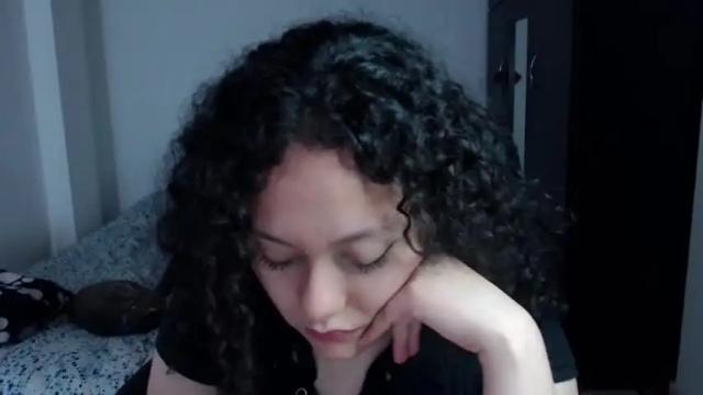Image 4 of freud_x_louise1 Stream on Chaturbate on 17 months ago