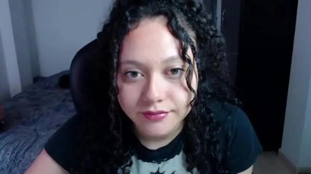 Image 2 of freud_x_louise1 Stream on Chaturbate on 17 months ago