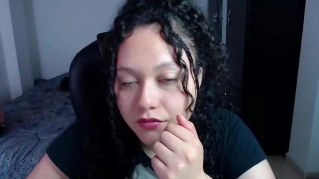 Image 3 of freud_x_louise1 Stream on Chaturbate on 17 months ago