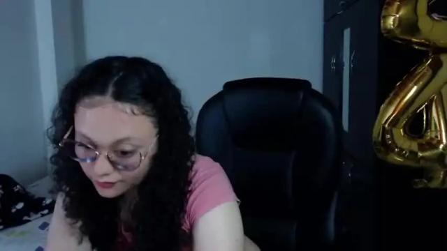 Image 2 of freud_x_louise1 Stream on Chaturbate on 16 months ago