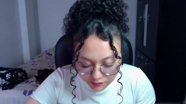 Image 4 of freud_x_louise1 Stream on Chaturbate on 16 months ago
