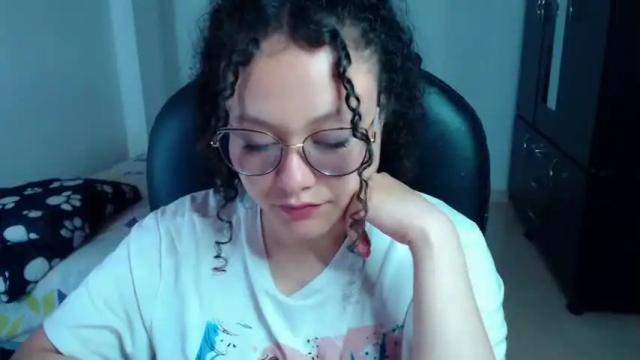 Image 10 of freud_x_louise1 Stream on Chaturbate on 16 months ago