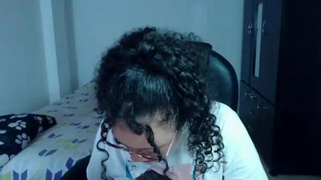 Image 3 of freud_x_louise1 Stream on Chaturbate on 16 months ago