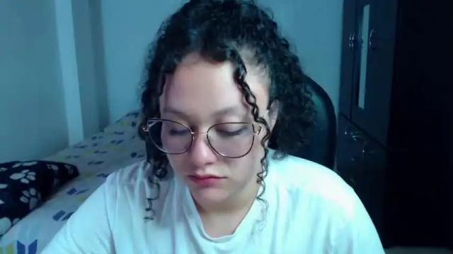 Image 7 of freud_x_louise1 Stream on Chaturbate on 16 months ago