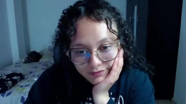 Image 11 of freud_x_louise1 Stream on Chaturbate on 15 months ago