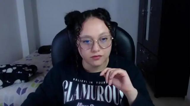 Image 6 of freud_x_louise1 Stream on Chaturbate on 15 months ago