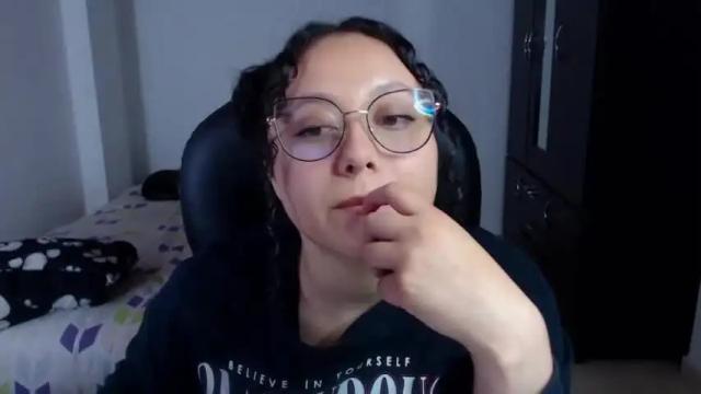 Image 7 of freud_x_louise1 Stream on Chaturbate on 15 months ago