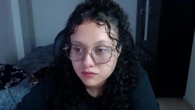 Image 2 of freud_x_louise1 Stream on Chaturbate on 15 months ago