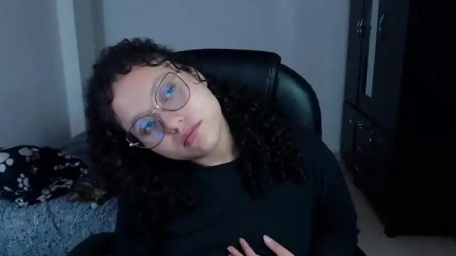 Image 4 of freud_x_louise1 Stream on Chaturbate on 15 months ago