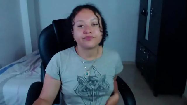 Image 6 of freud_x_louise1 Stream on Chaturbate on 3 months ago