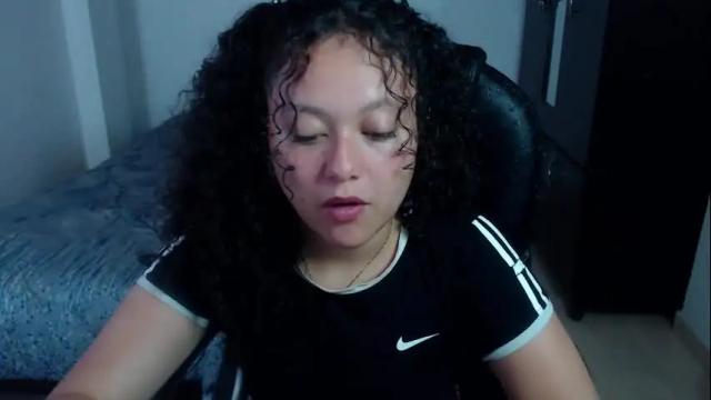 Image 12 of freud_x_louise1 Stream on Chaturbate on 2 months ago