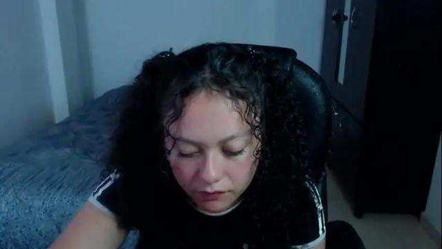 Image 3 of freud_x_louise1 Stream on Chaturbate on 2 months ago