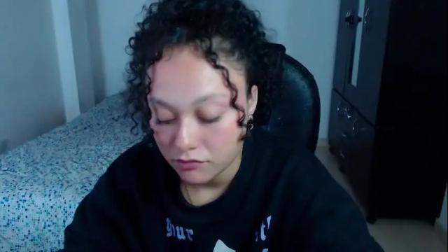 Image 2 of freud_x_louise1 Stream on Chaturbate on 2 months ago