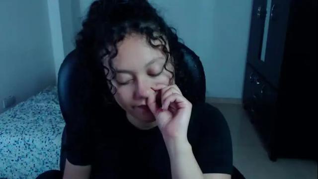 Image 7 of freud_x_louise1 Stream on Chaturbate on 2 months ago
