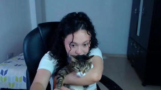 Image 3 of freud_x_louise1 Stream on Chaturbate on 1 month ago
