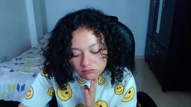 Image 3 of freud_x_louise1 Stream on Chaturbate on 1 month ago