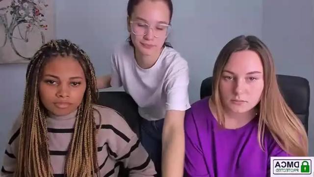 Image 2 of freya_candy1 Stream on Chaturbate on 21 months ago