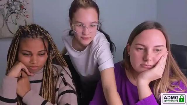 Image 4 of freya_candy1 Stream on Chaturbate on 21 months ago