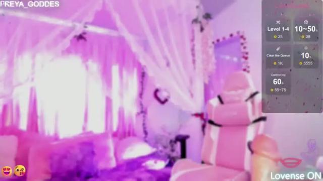 Image 3 of freya_goddes Stream on Chaturbate on 15 months ago