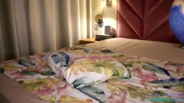 Image 3 of freya_riss Stream on Chaturbate on 25 months ago