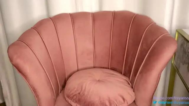 Image 11 of freya_riss Stream on Chaturbate on 24 months ago