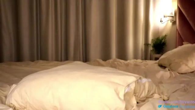 Image 2 of freya_riss Stream on Chaturbate on 24 months ago