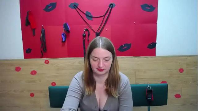 Image 3 of freyadak Stream on Chaturbate on 22 days ago