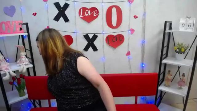 Image 3 of freyadak Stream on Chaturbate on 17 days ago