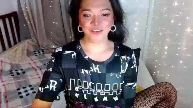 Image 2 of freyalicious69 Stream on Chaturbate on 17 months ago