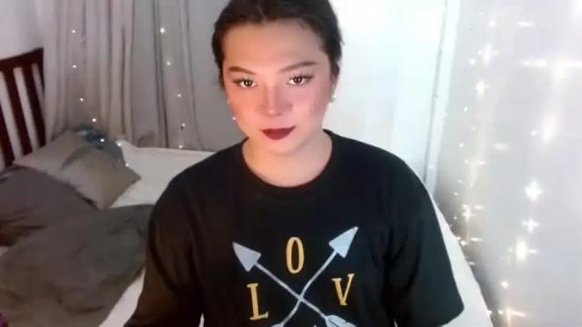 Image 10 of freyalicious69 Stream on Chaturbate on 14 months ago